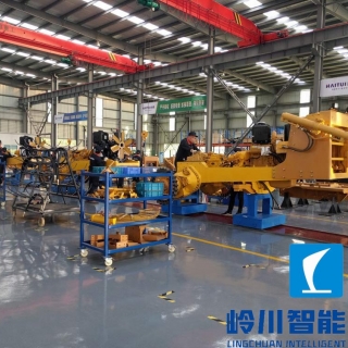 推土機(jī)總裝流水線(xiàn)